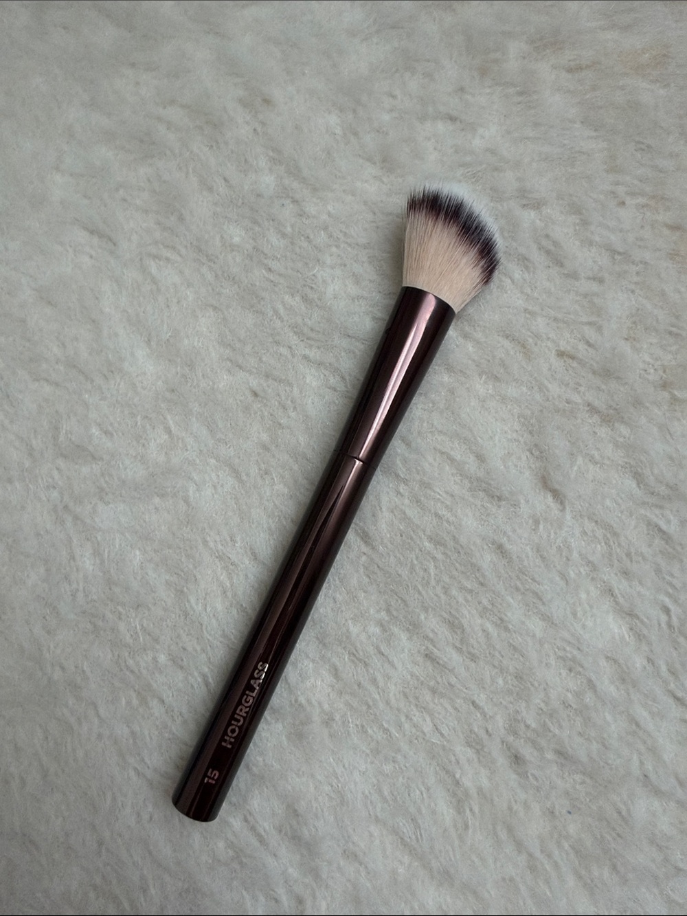 Hourglass No. 15 Blush Brush